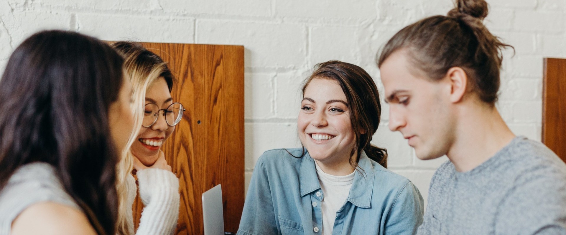 Making Friends: Tips for Adjusting to a New Culture